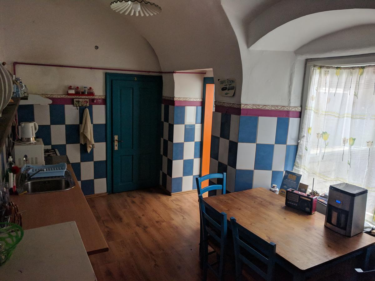 Bella Vita Hostel Timisoara Luaran gambar